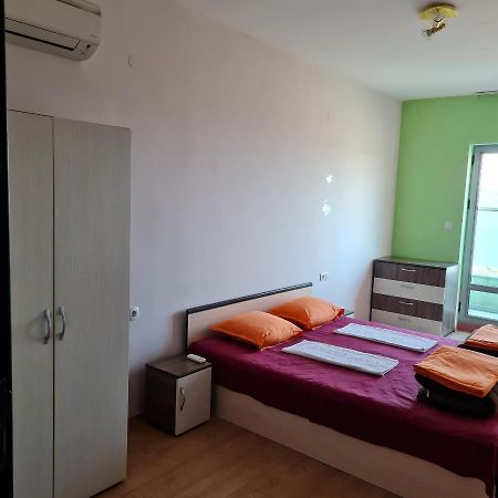 Елка Apartment Burgas Ngoại thất bức ảnh