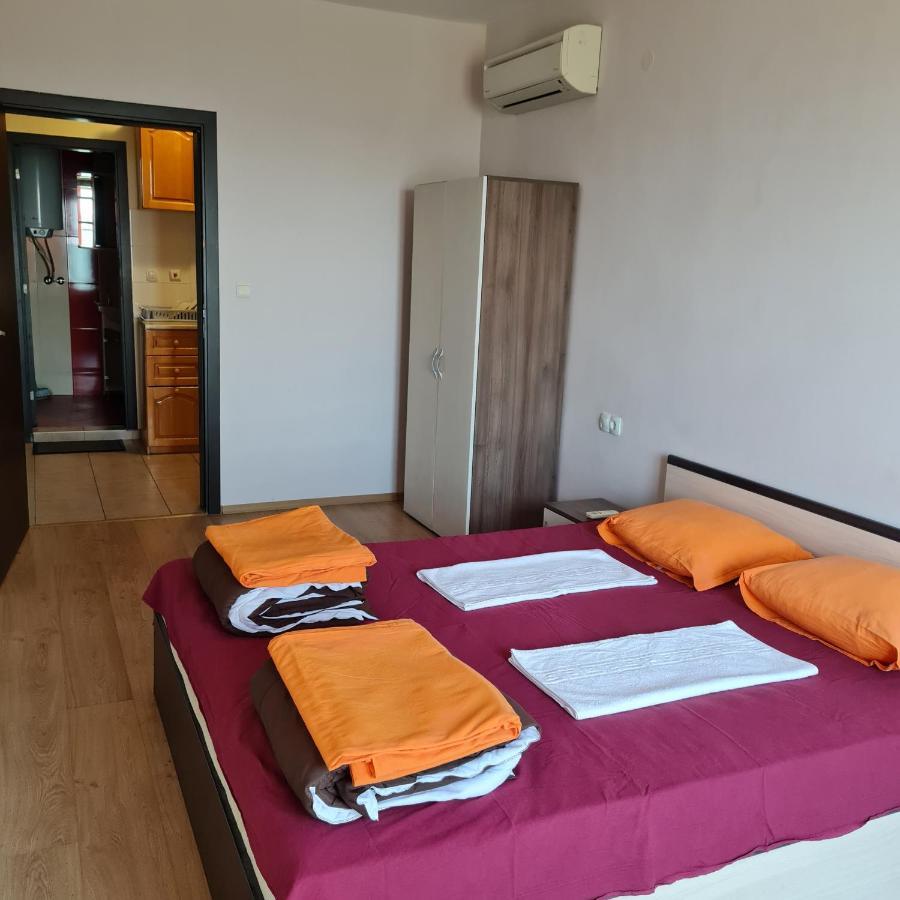 Елка Apartment Burgas Ngoại thất bức ảnh