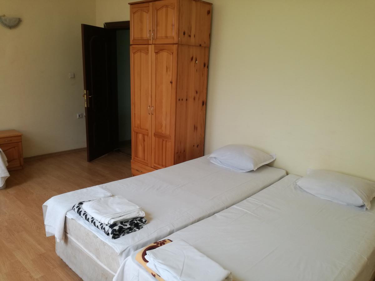 Елка Apartment Burgas Ngoại thất bức ảnh