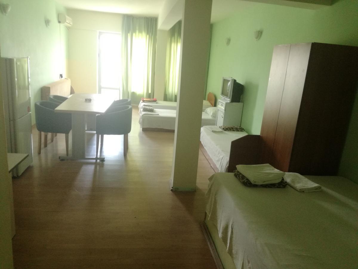 Елка Apartment Burgas Ngoại thất bức ảnh